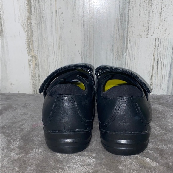 Women's Black Apex Mary Jane Shoes - Picture 5 of 9